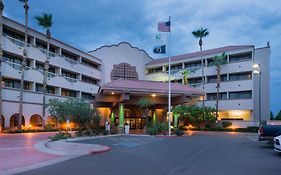 Phoenix West Holiday Inn